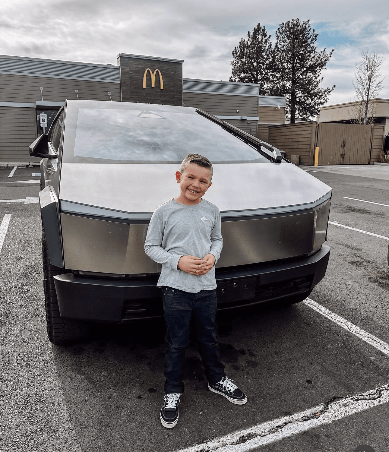 River Jordan Hiatt - Young Founder of RJ Slime Factory